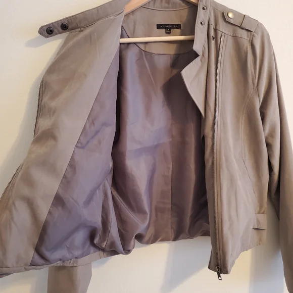 Staccato Taupe Lightweight Faux Suede Satin Lined Moto Jacket Outerwear - Picture 4 of 15